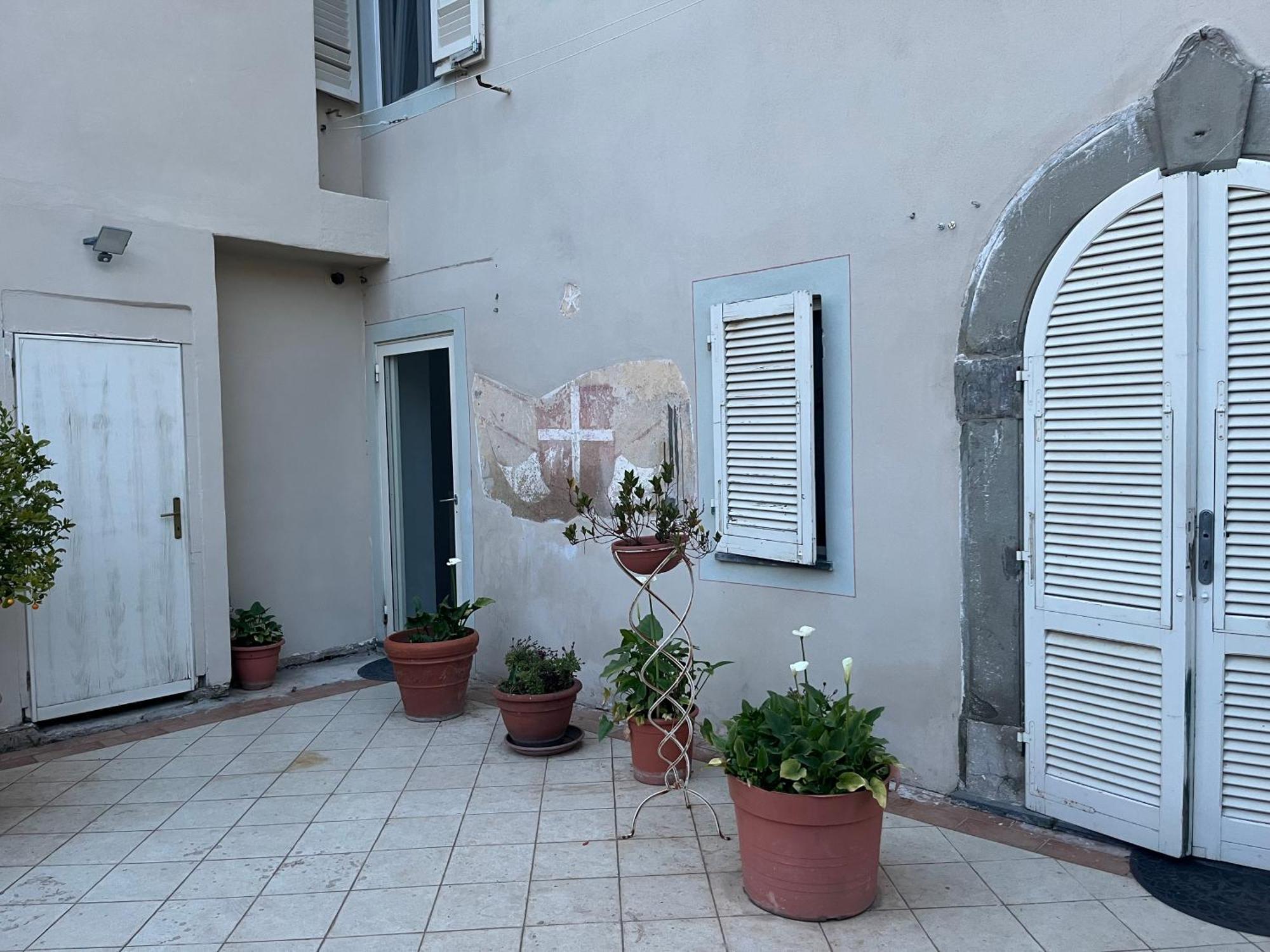 Villa Rosa Calci Luaran gambar